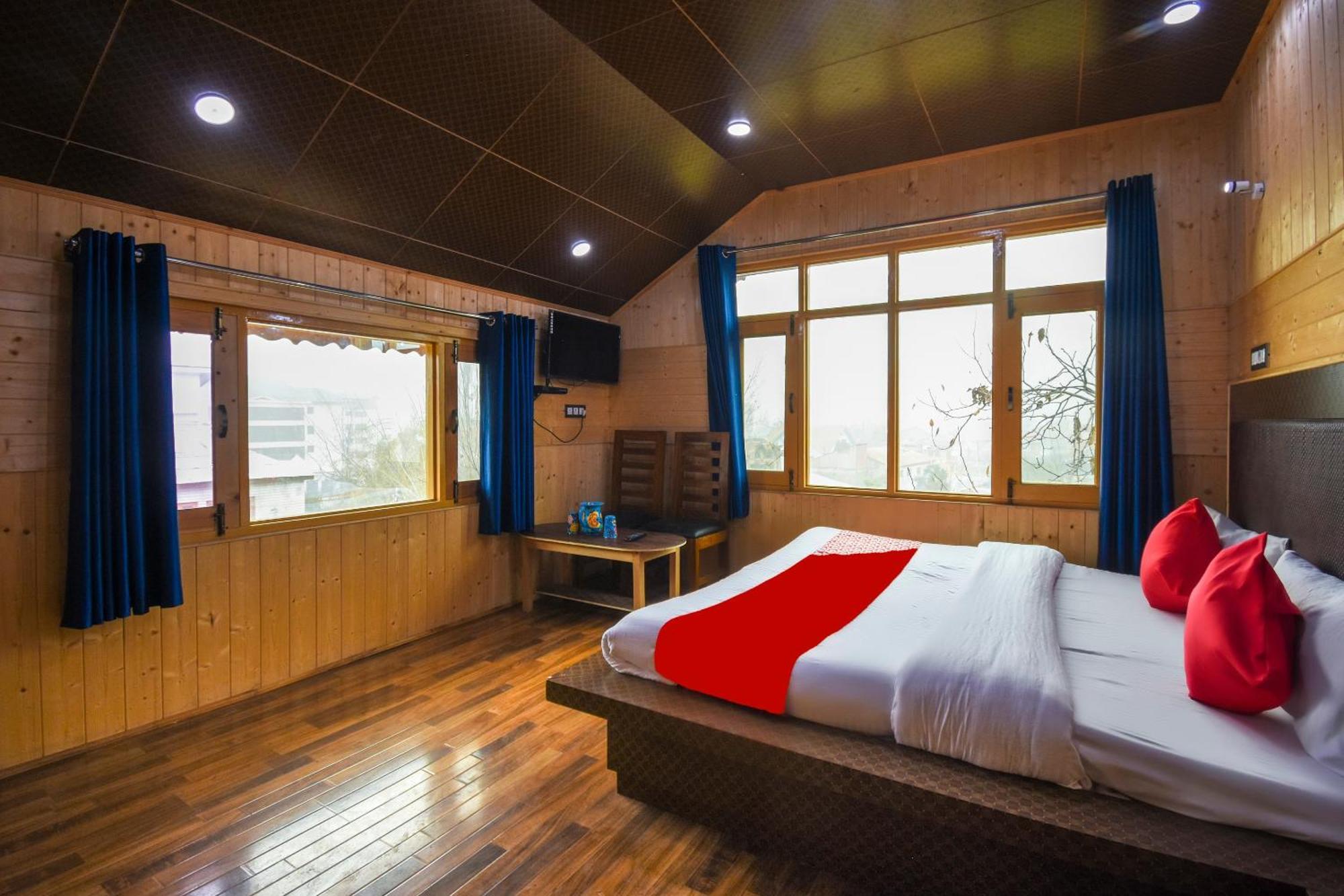 Oyo Hotel New Divine Kashmir Durgjan Exterior photo