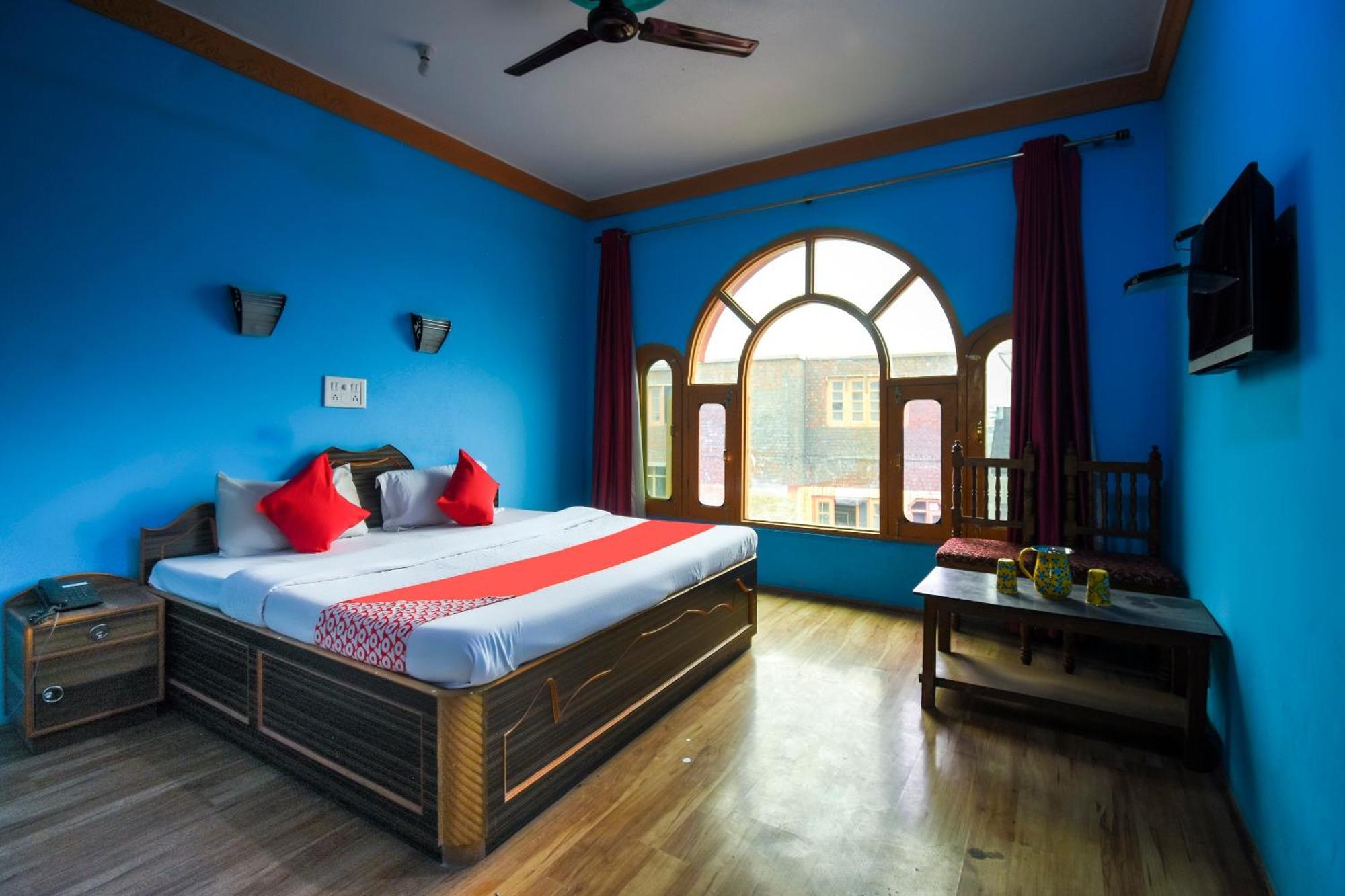Oyo Hotel New Divine Kashmir Durgjan Exterior photo